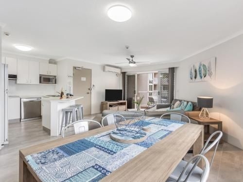 มาร์กแฮม คอร์ท อพาร์ตเมนต์ส (Markham Court Apartments)0