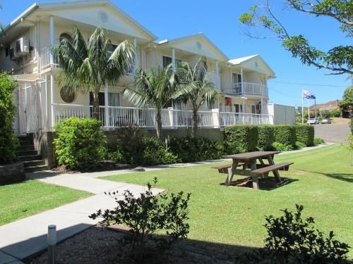 Aston Hill Motor Lodge0