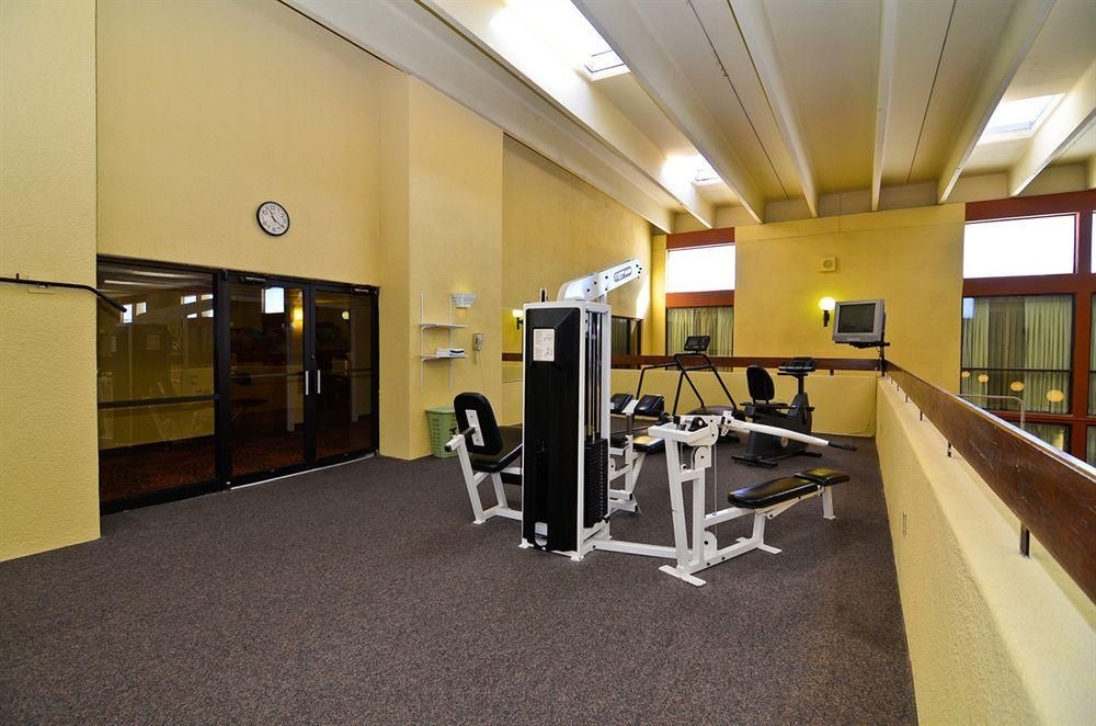 Best Western Inn & Suites Grants4