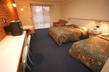 Bw Orange Motor Inn0