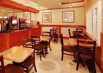 Comfort Inn & Suites Hollywood1