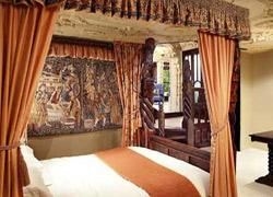 Thorngrove Manor3
