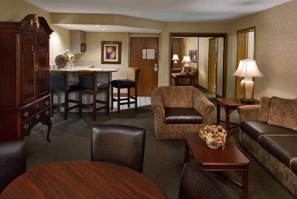 Best Western Ramkota Hotel and Conference Center1