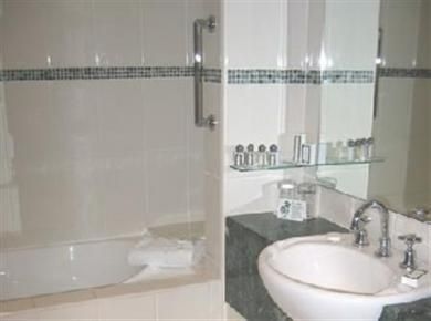 The Executive Inn0