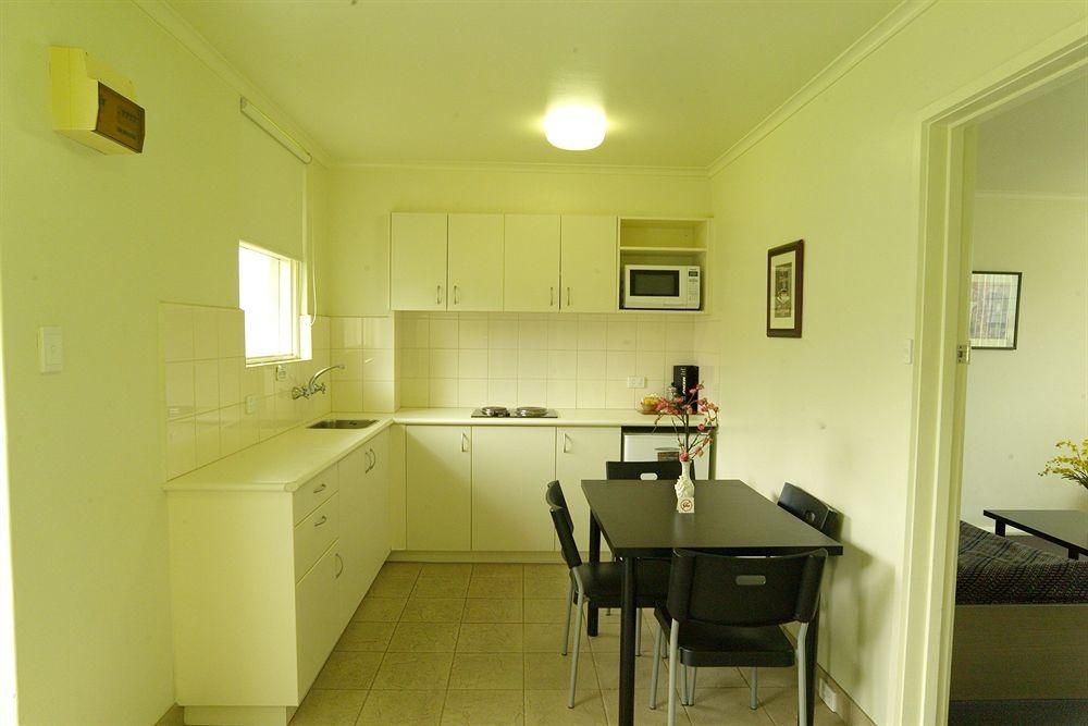 Albert Heights1