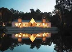 Moondance Lodge2