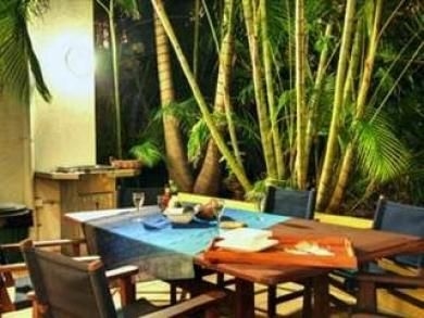Rolling Surf Resort2