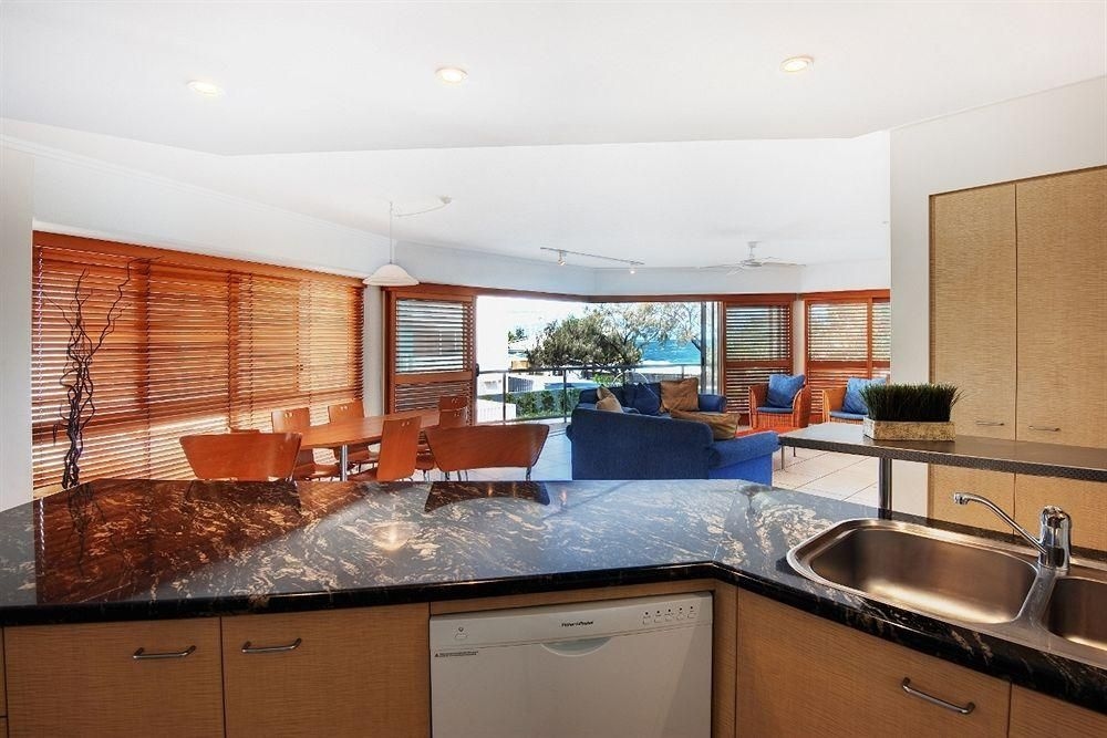 Rolling Surf Resort4