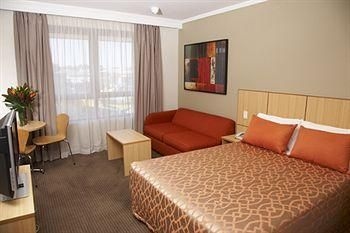 Travelodge Manly - Warringah3