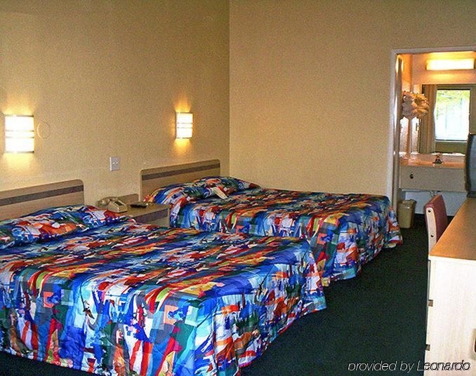 Motel 6 Pinehurst1