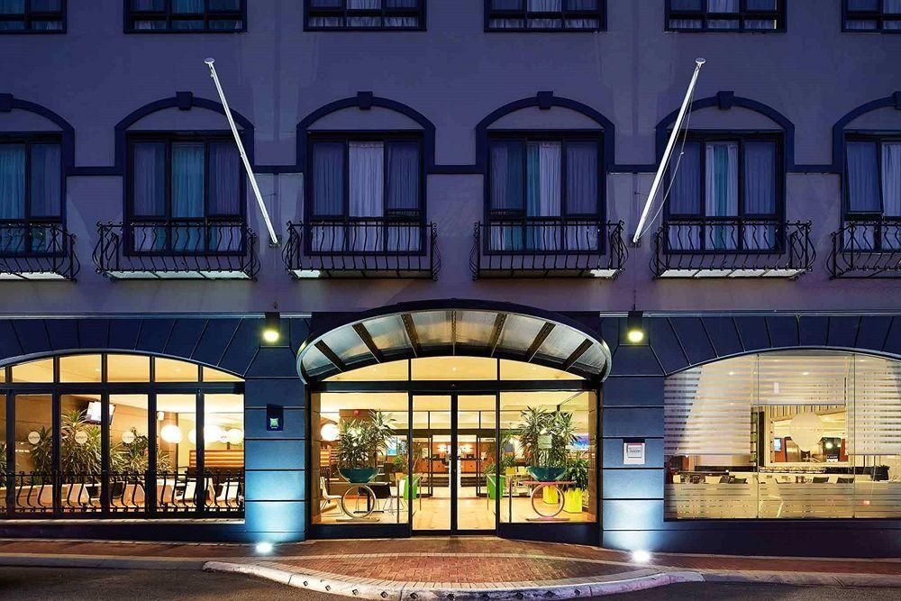 All Seasons Perth3