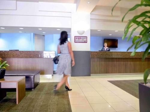 Mercure Grosvenor Adelaide0
