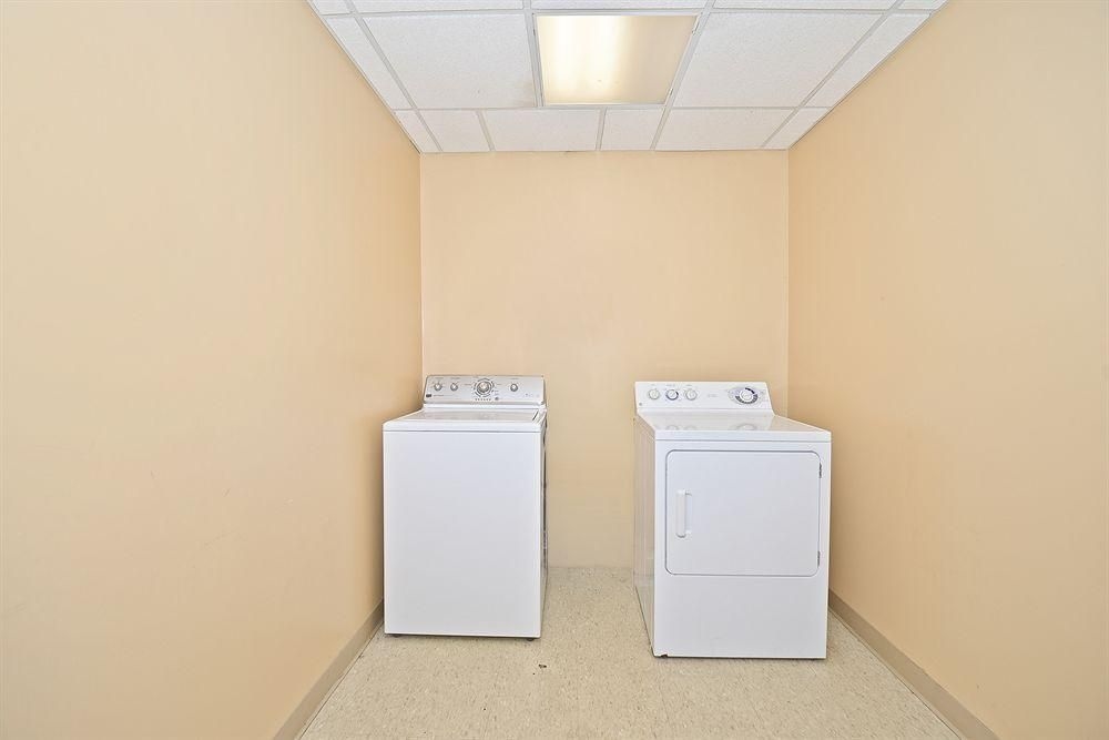 Best Western Monroe Inn & Suites0