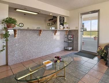 Super 8 Pleasanton2