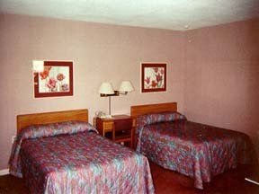 Econo Lodge South1
