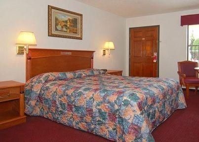 Econo Lodge Glendale2