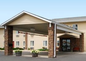 Quality Inn & Suites0