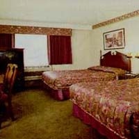 Clarion Hotel La Guardia Airport1