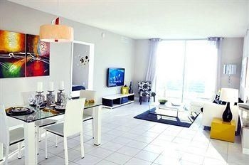 Brickell First intimate 2 bedroom condo3