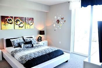 Brickell First intimate 2 bedroom condo4
