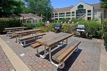 Staybridge Suites Malvern2