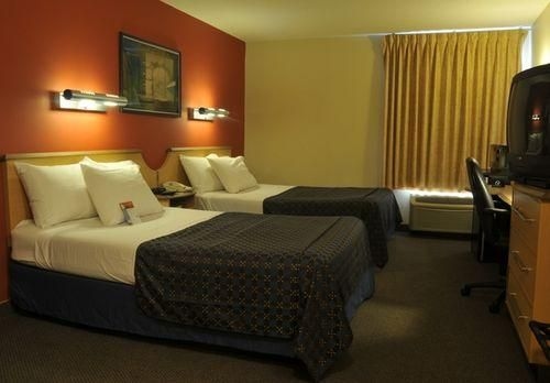 Red Roof Inn Saugus0