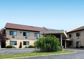 อีโคโนลอดจ์ (Econo Lodge)1
