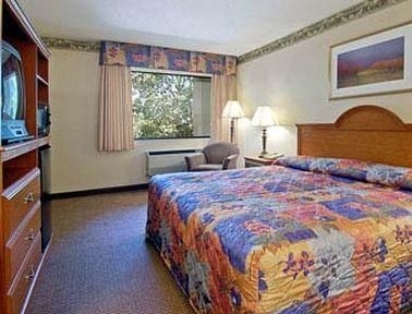 Days Inn - Raleigh Downtown1