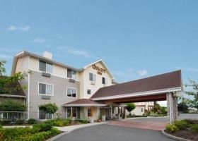 Quality Inn & Suites0