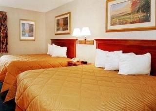 คลาริออน พอยต์ เจมส์ทาวน์ - ฟอลคอนเนอร์ (Clarion Pointe Jamestown - Falconer)3