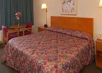 Rodeway Inn Potomac Mills4