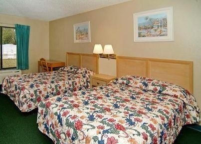 Rodeway Inn Tampa2