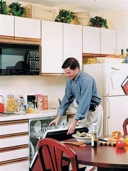 Candlewood Suites Boston-braintree4