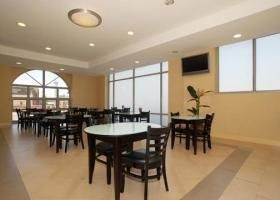 Comfort Inn & Suites Airport0