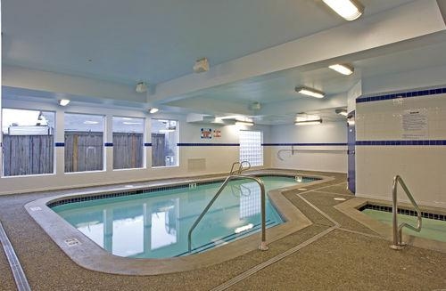 Best Western Plus Navigator Inn and Suites1