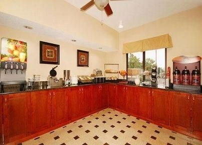 Comfort Inn Brownsville1