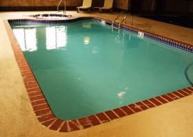 Comfort Inn & Suites2