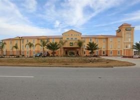 Quality Inn & Suites1