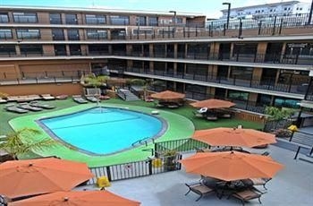 Heritage Marina Hotel4