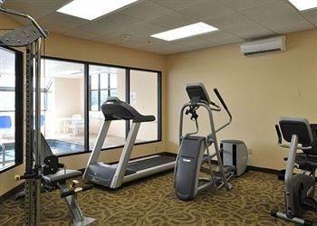 Comfort Inn & Suites3