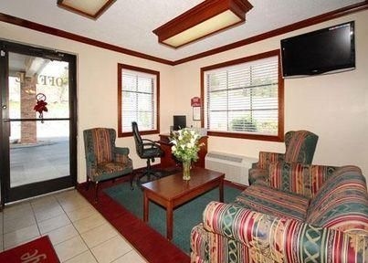 Econo Lodge Russellville2
