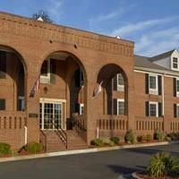 Baymont Inn Suites0