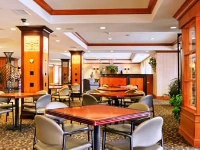 Clarion Hotel Park Central1