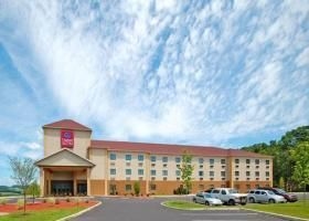 Comfort Suites1