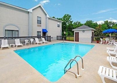 Comfort Inn Clinton2