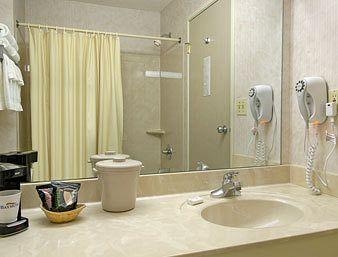 Baymont Inn And Suites Mattoon4