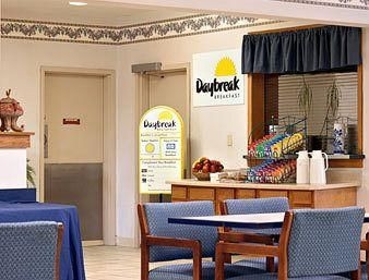 Days Inn & Suites Indianapolis, Castleton4