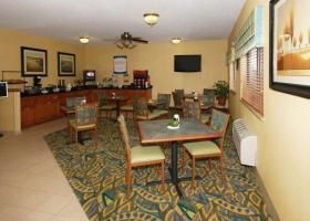 Comfort Inn3