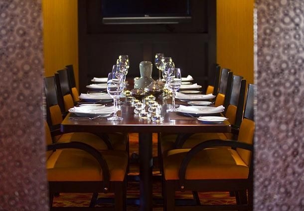 Renaissance Woodbridge Hotel4