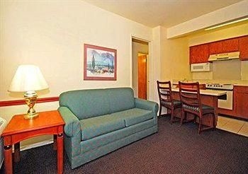 Quality Inn & Suites Mesa3